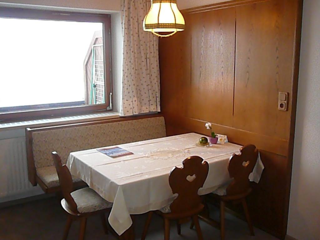 Ferienwohnungen Kathrein Reuthe Kamer foto